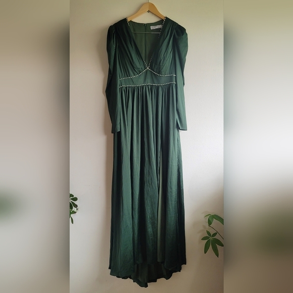 Ieena for Mac Duggal,Satin Puff  Shoulder  Gown,Emerald Green/Rhinestone,Size 10 - Picture 5 of 11